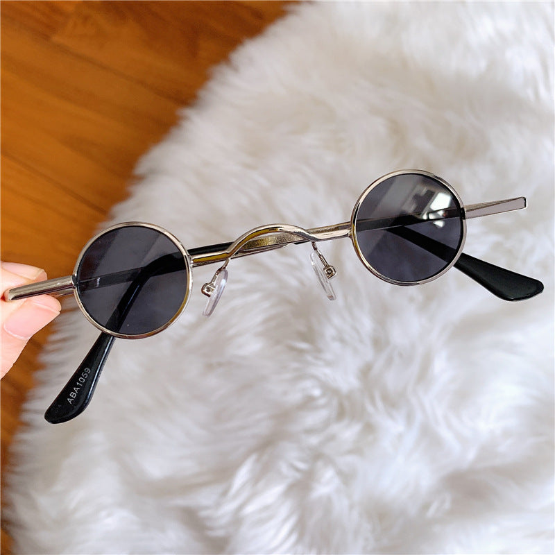 Retro Super Small Frame Sunglasses