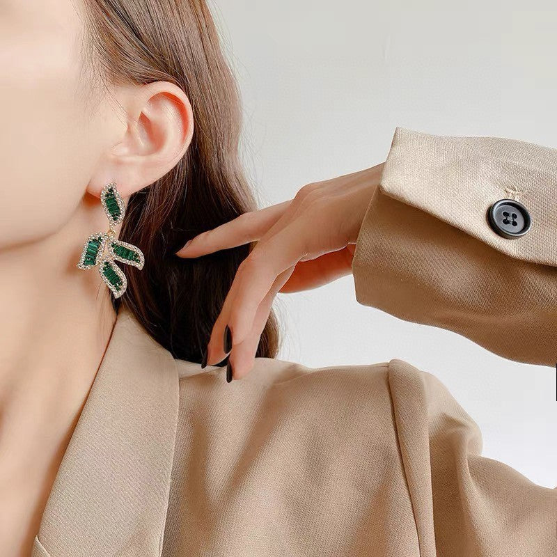 Leaf-shaped Earring